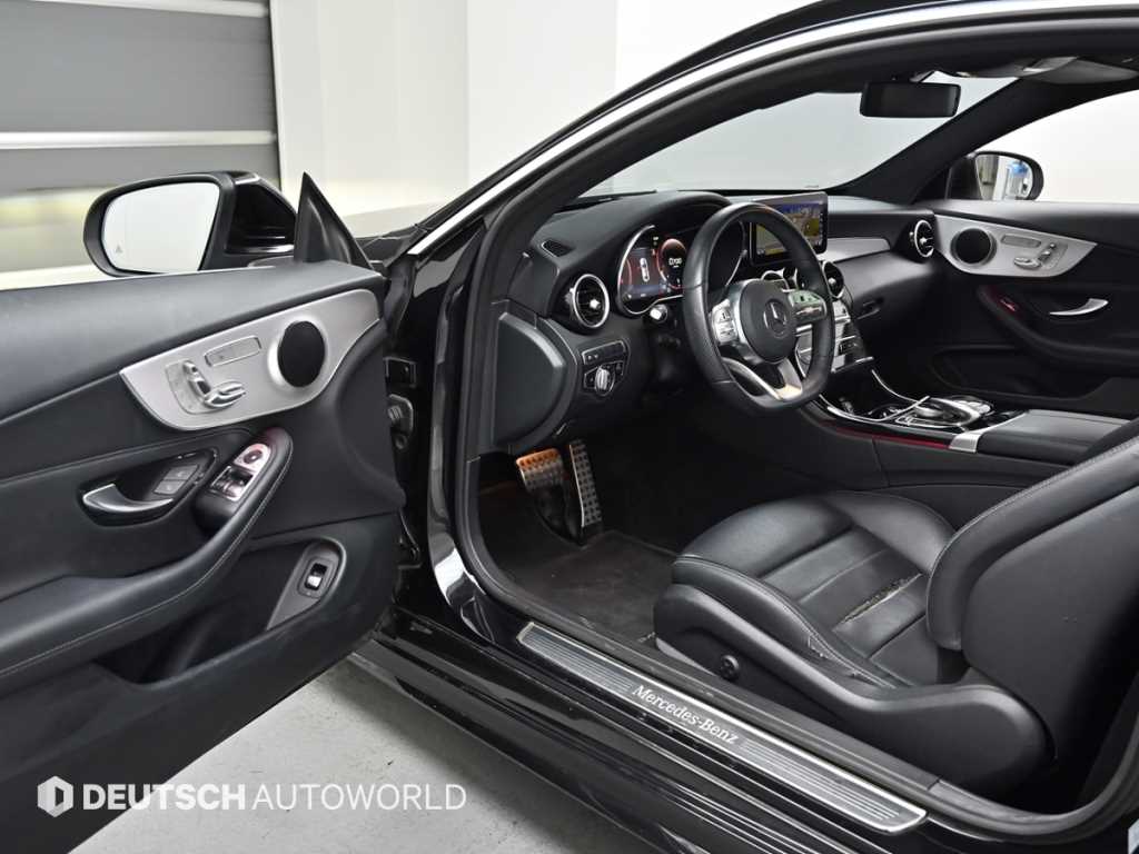 Mercedes-Benz C-Class — photo 11