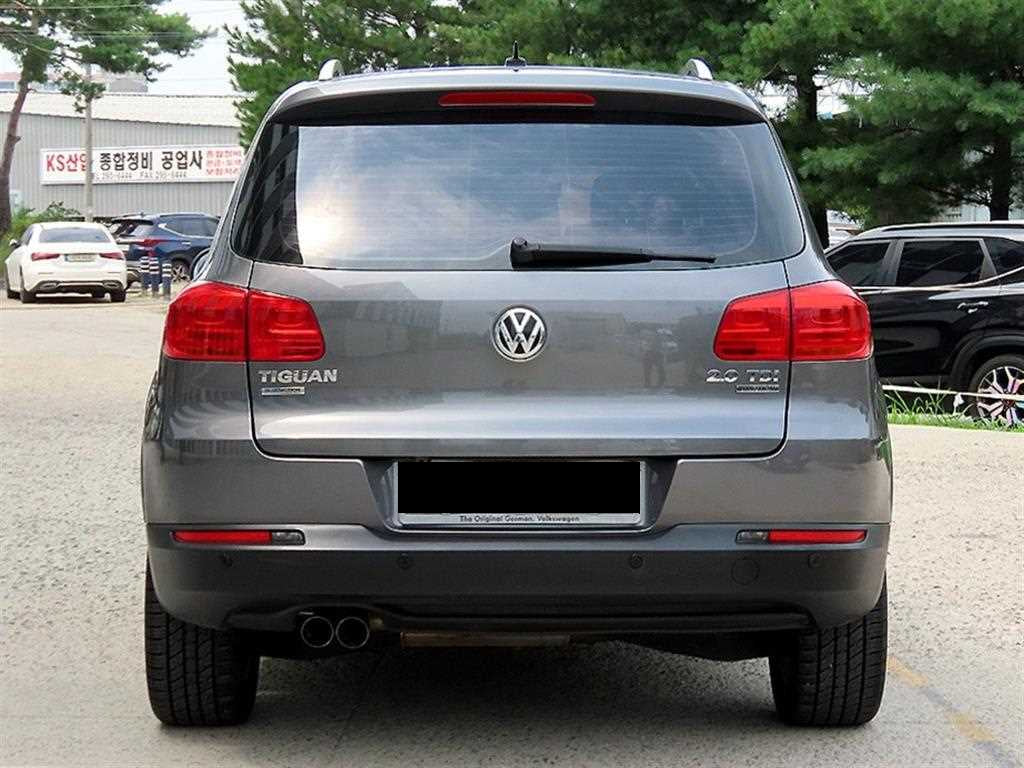 Volkswagen Tiguan — photo 04