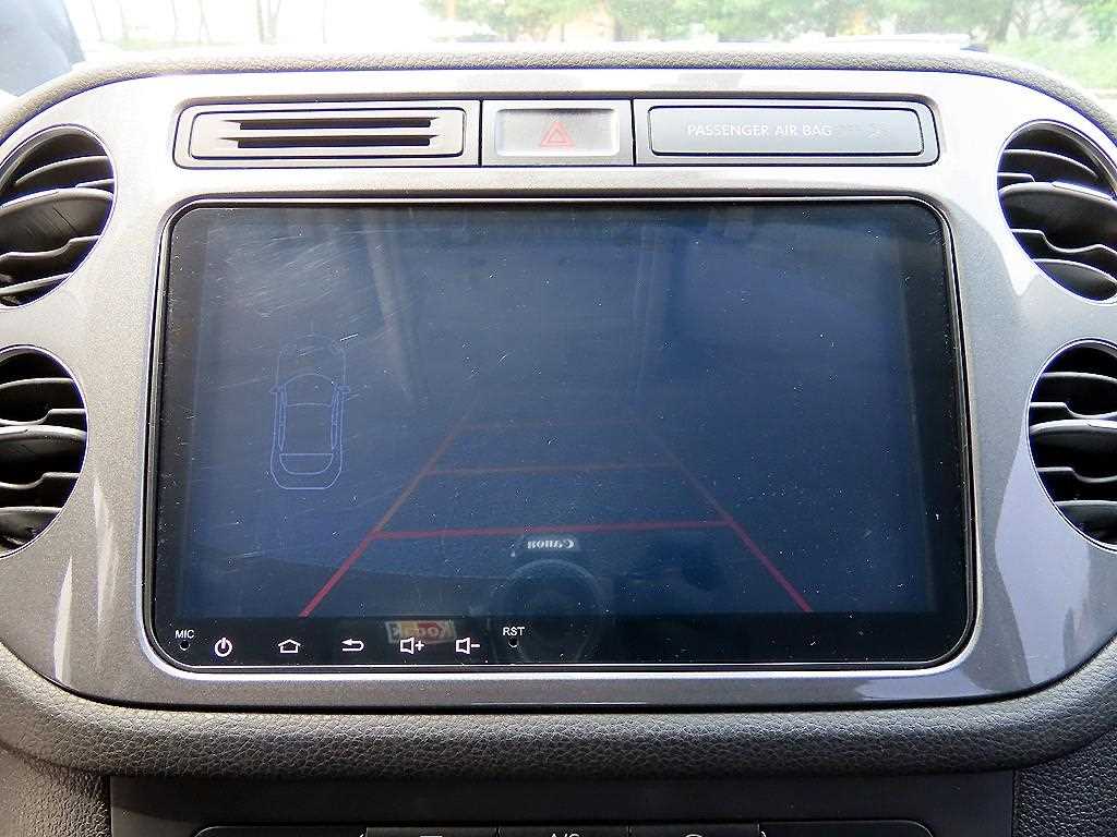 Volkswagen Tiguan — photo 15