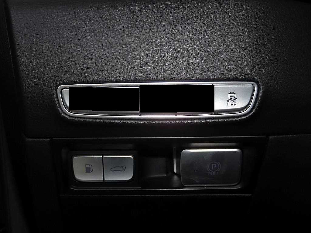 Kia K9 — photo 14