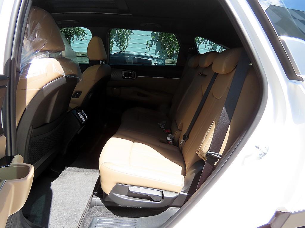 Kia Sorento — photo 06