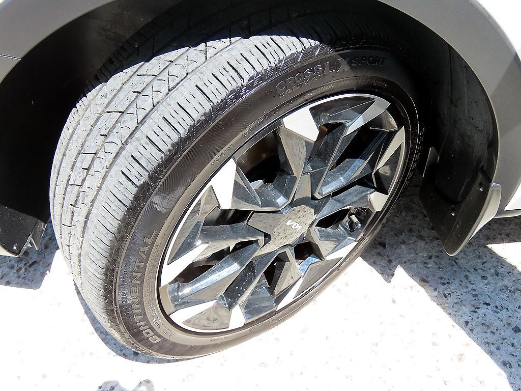 Kia Sorento — photo 20