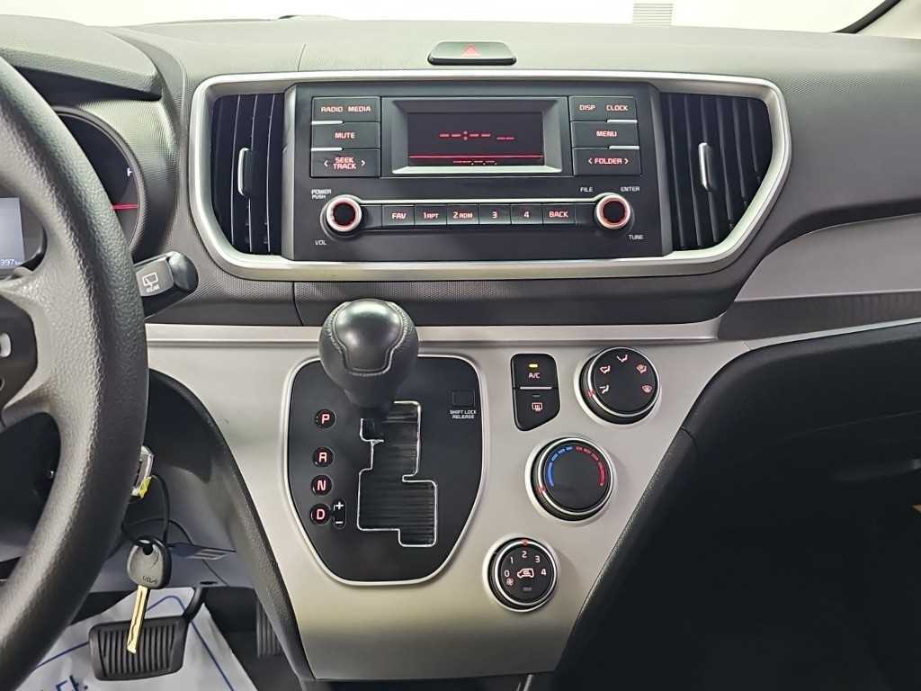 Kia RAY — photo 10