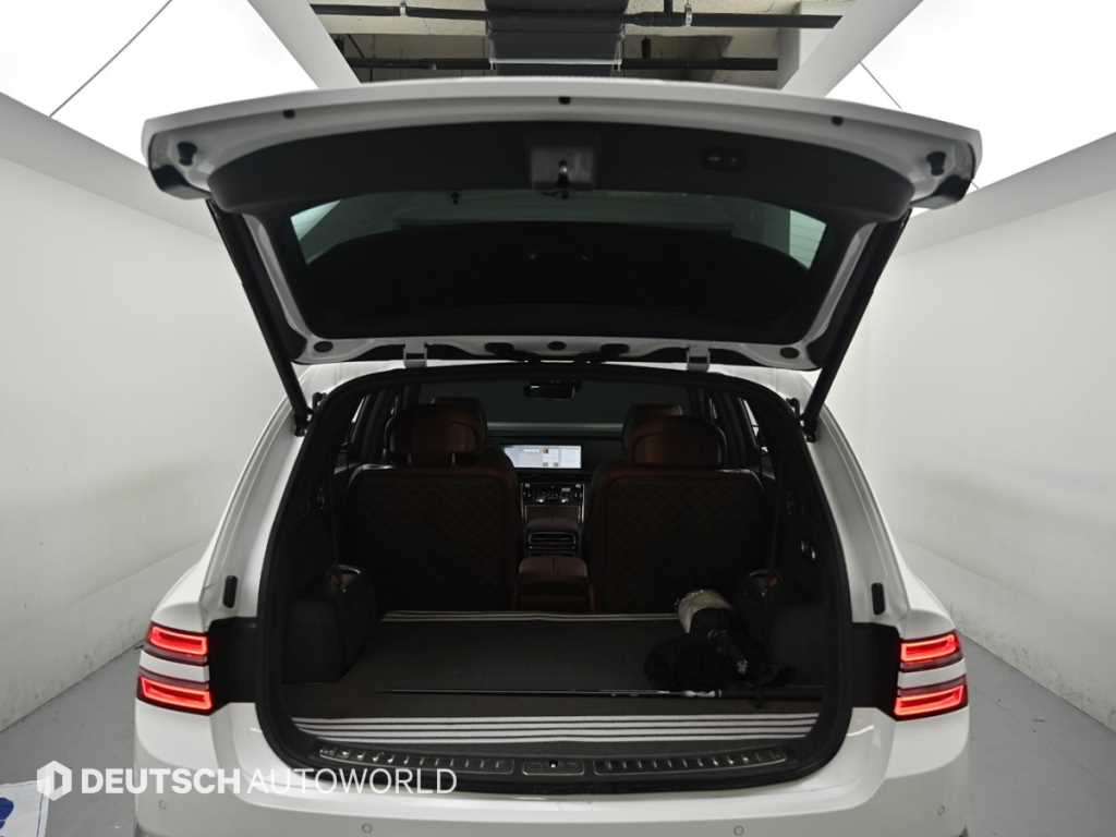 Genesis GV80 — photo 05