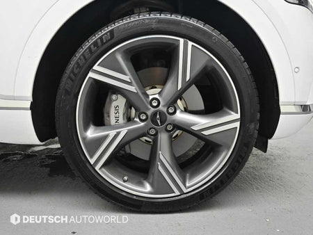 Genesis GV80 — photo 06