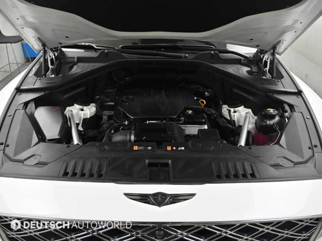Genesis GV80 — photo 07