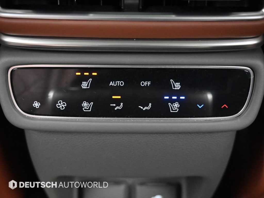 Genesis GV80 — photo 19