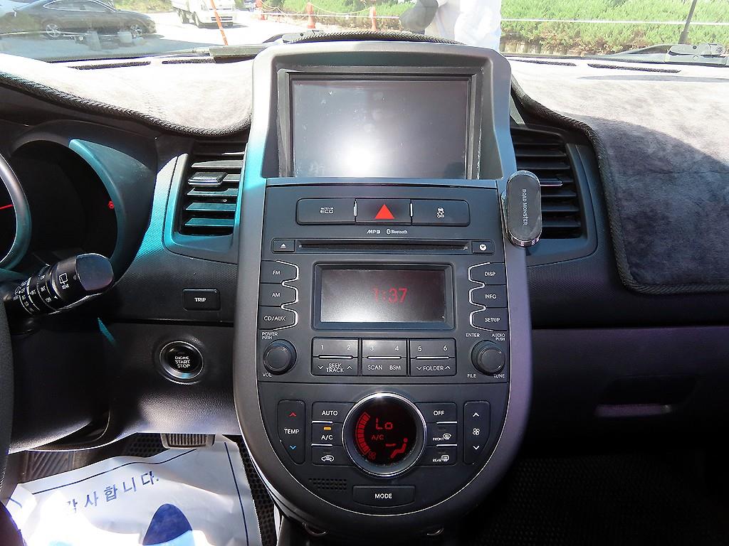 Kia Soul — photo 12
