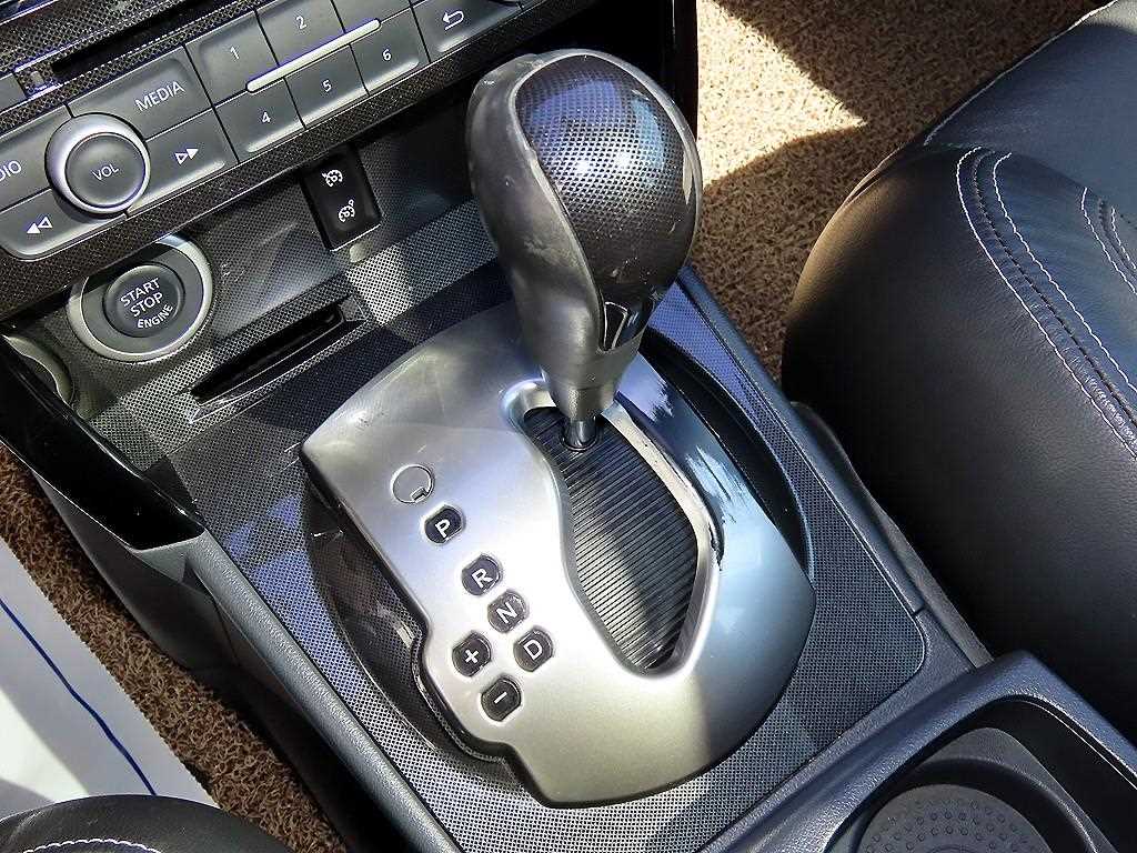 RENAULT QM5  — photo 10