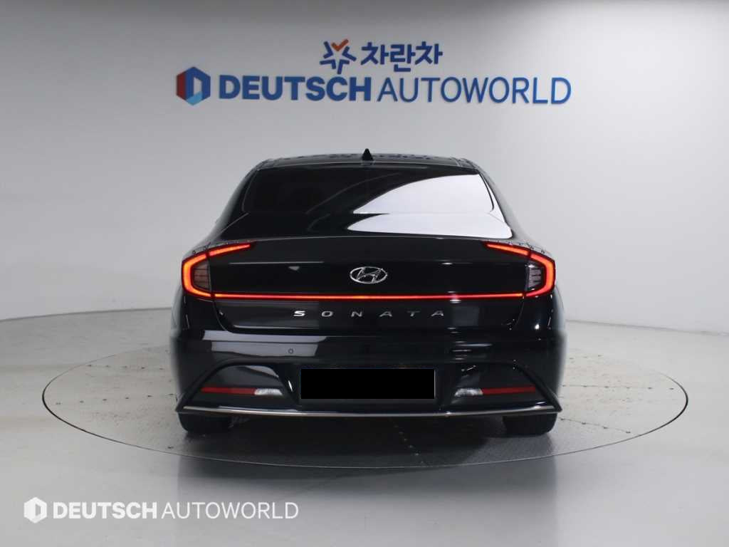 Hyundai Sonata — photo 04