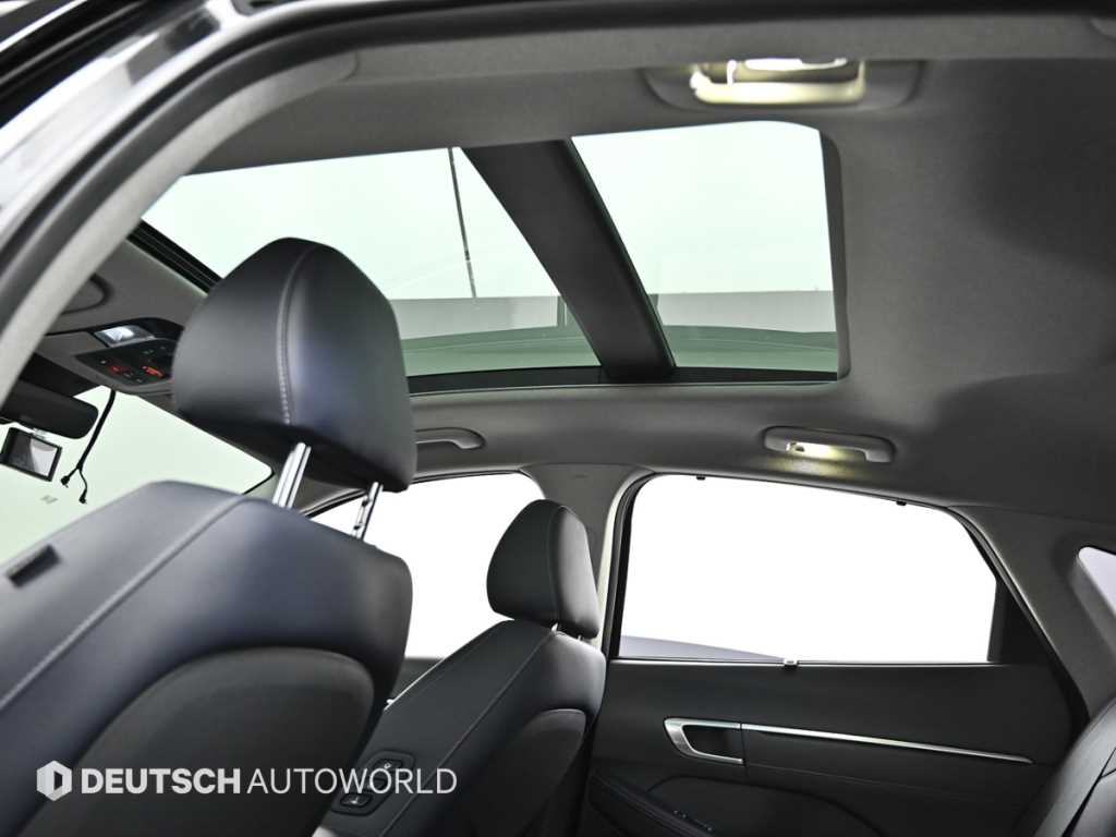 Hyundai Sonata — photo 18