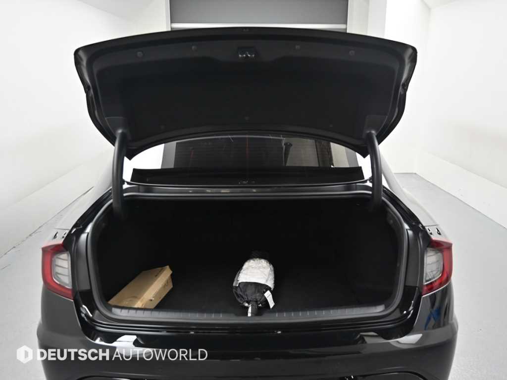 Hyundai Sonata — photo 19