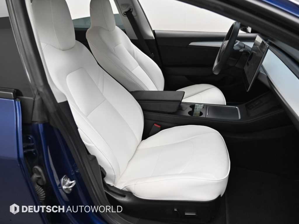 Tesla Model 3 — photo 10