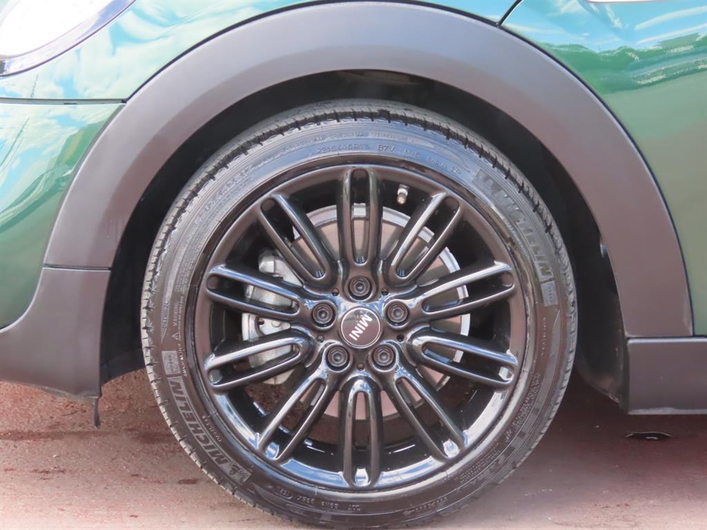 Mini Cooper — photo 20