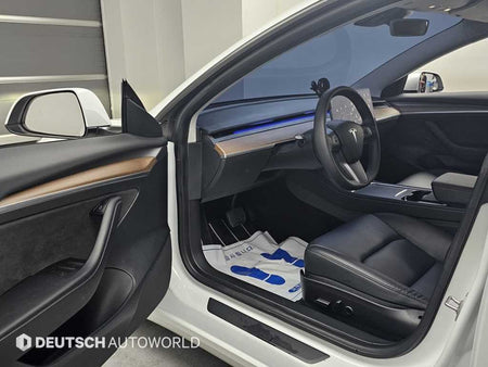 Tesla Model 3 — photo 11
