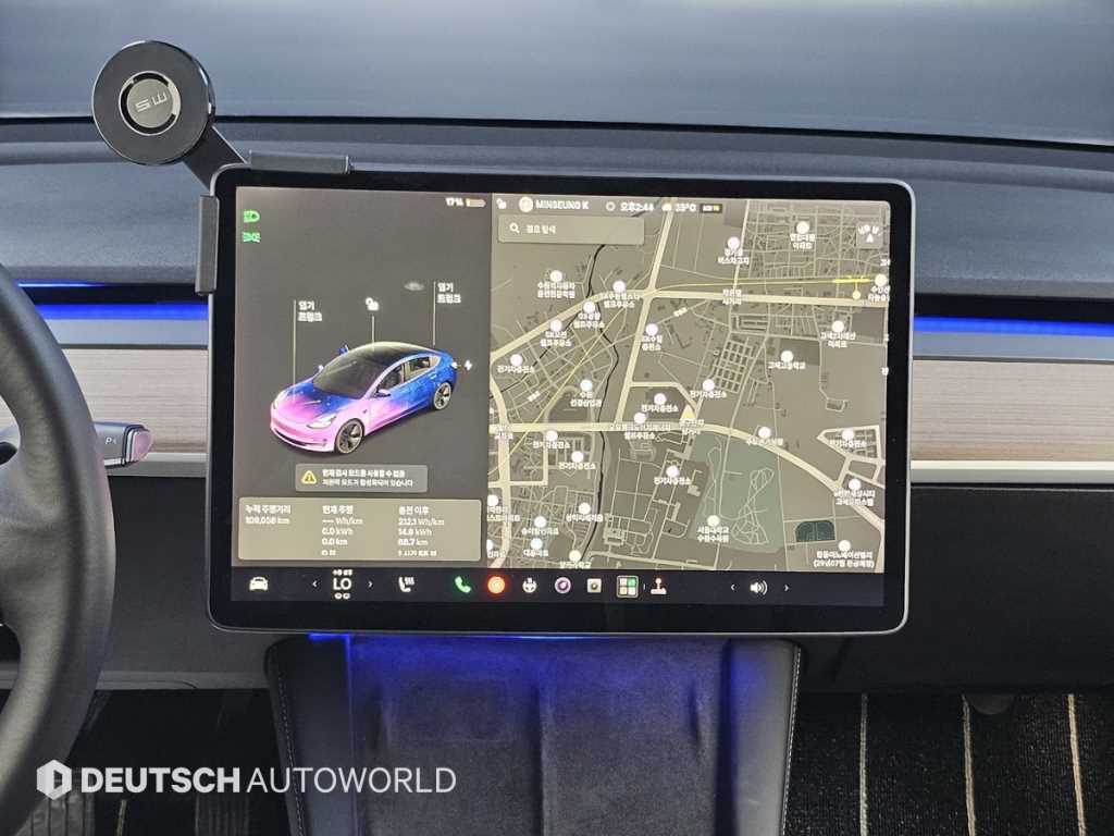 Tesla Model 3 — photo 14