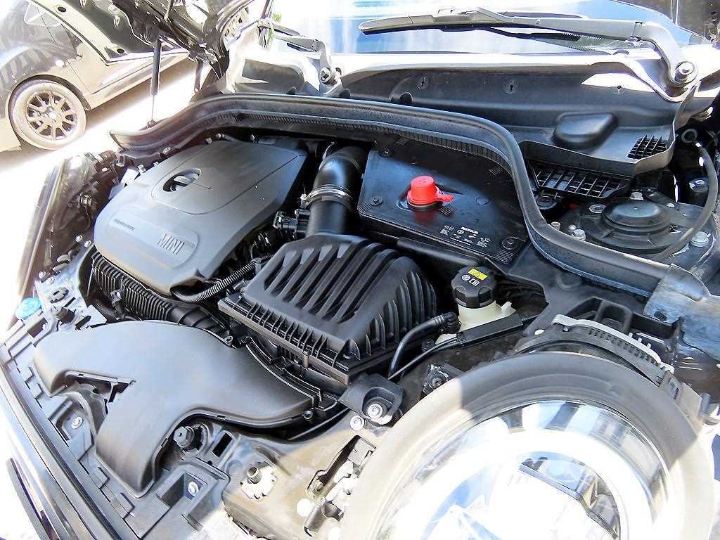 Mini Cooper — photo 19