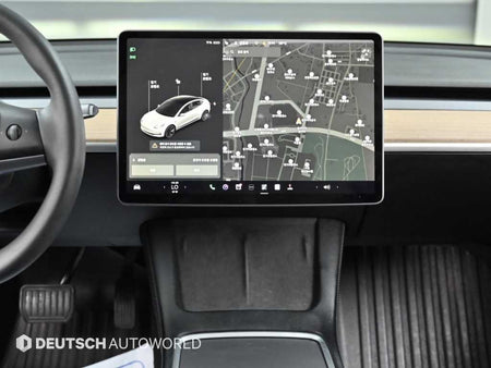 Tesla Model 3 — photo 14