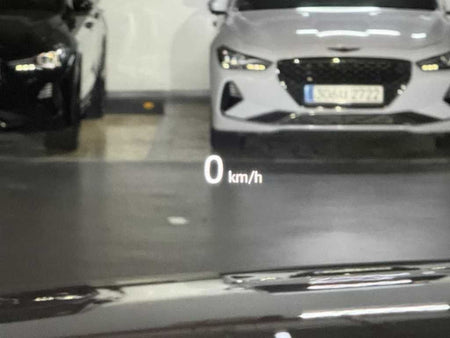 Land Rover Range Rover Velar — photo 17