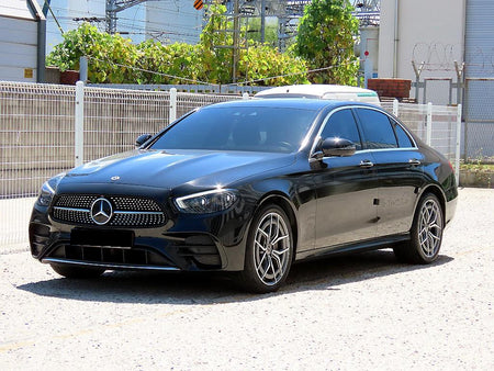 Mercedes-Benz E-Class — photo 02
