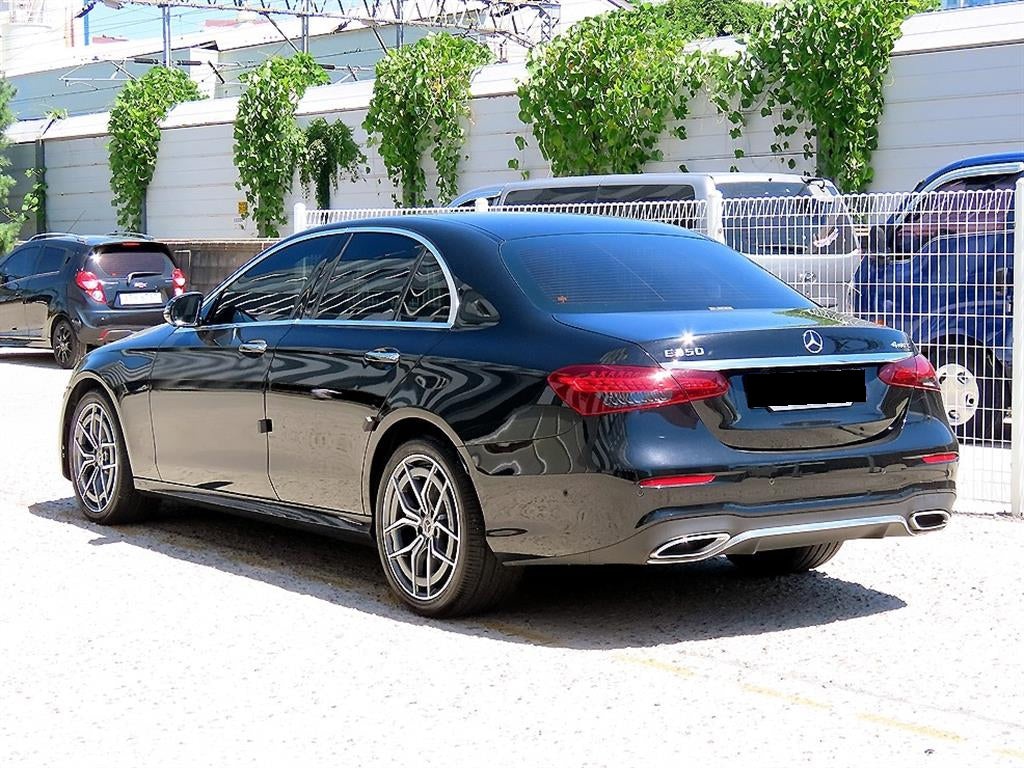 Mercedes-Benz E-Class — photo 03