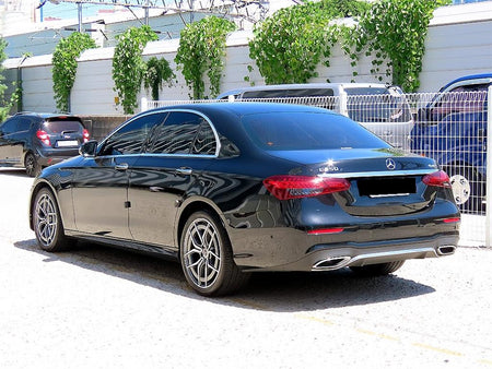 Mercedes-Benz E-Class — photo 03