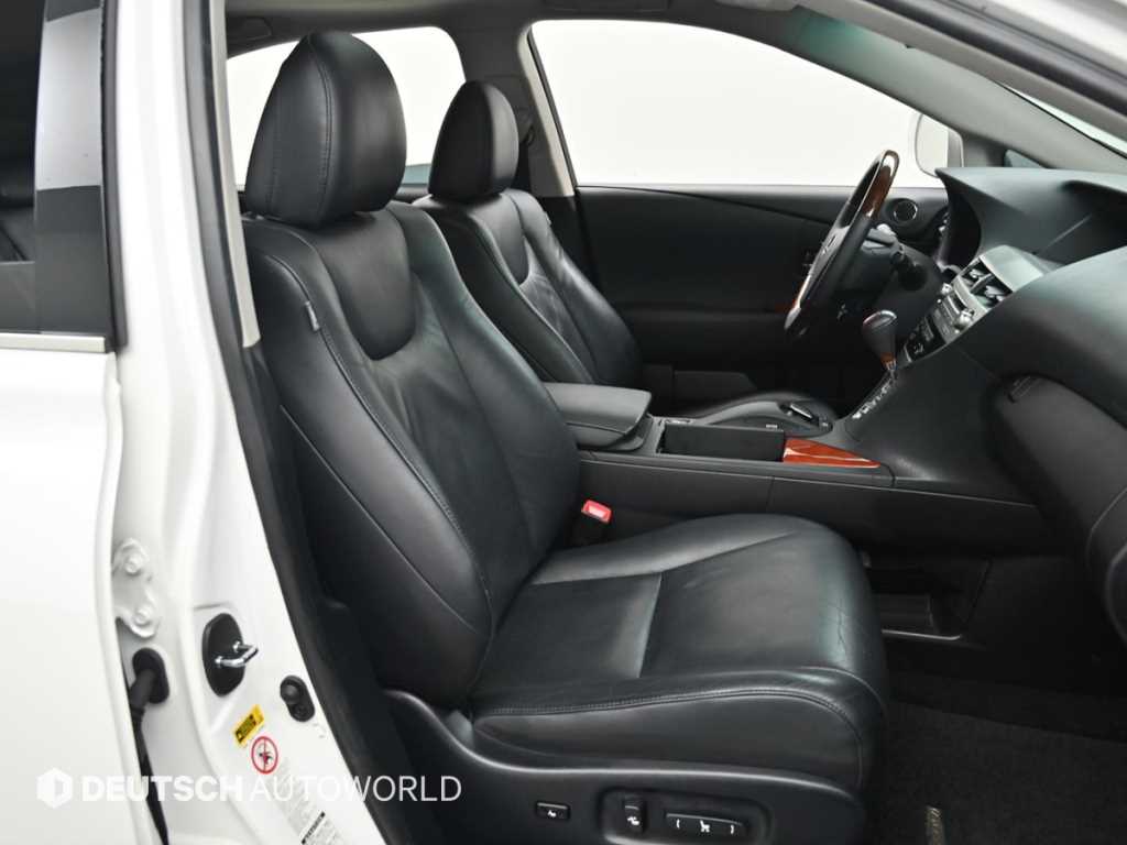 Lexus RX — photo 10