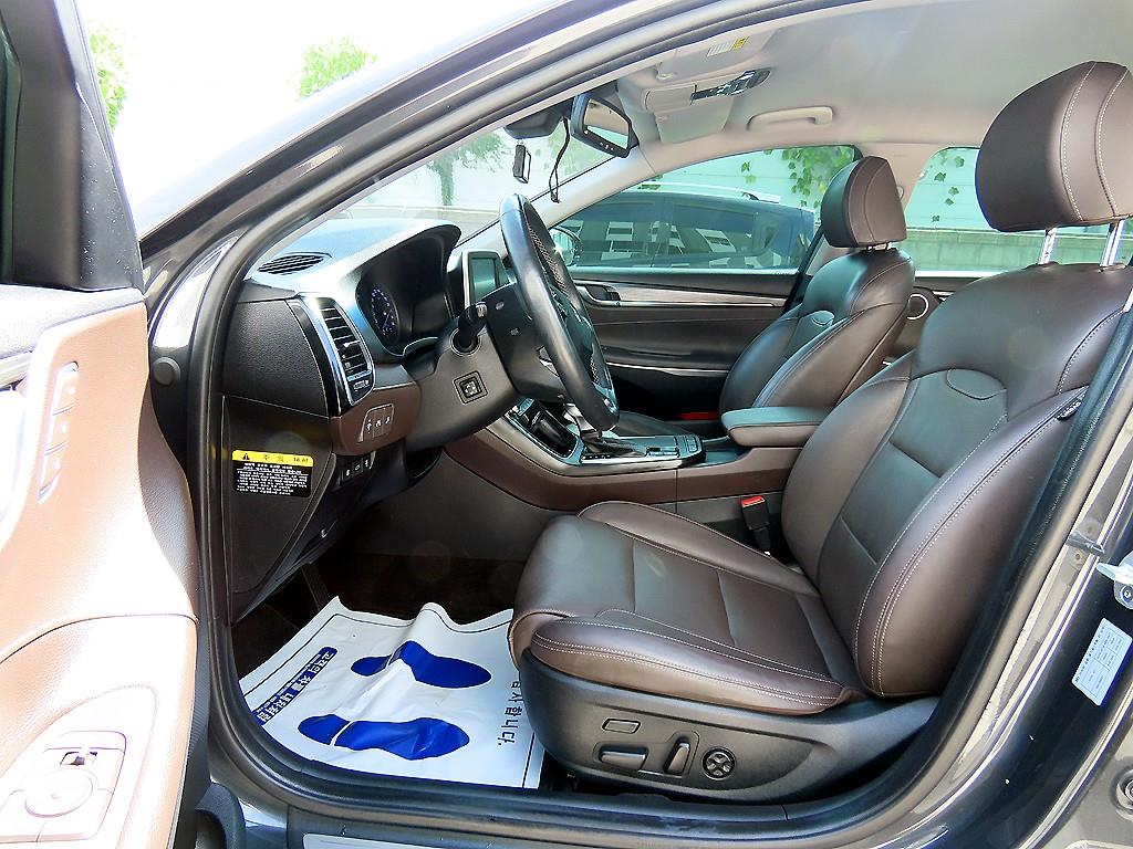 Hyundai Grandeur — photo 05