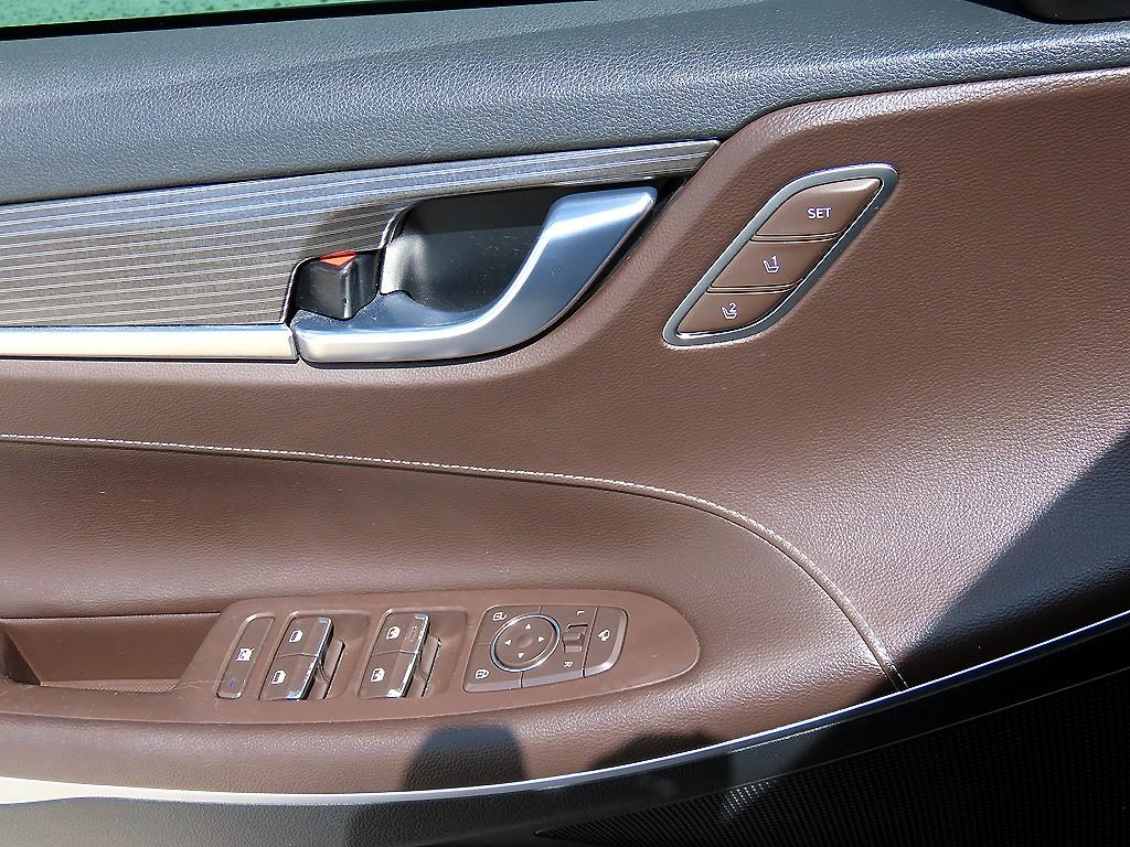 Hyundai Grandeur — photo 12