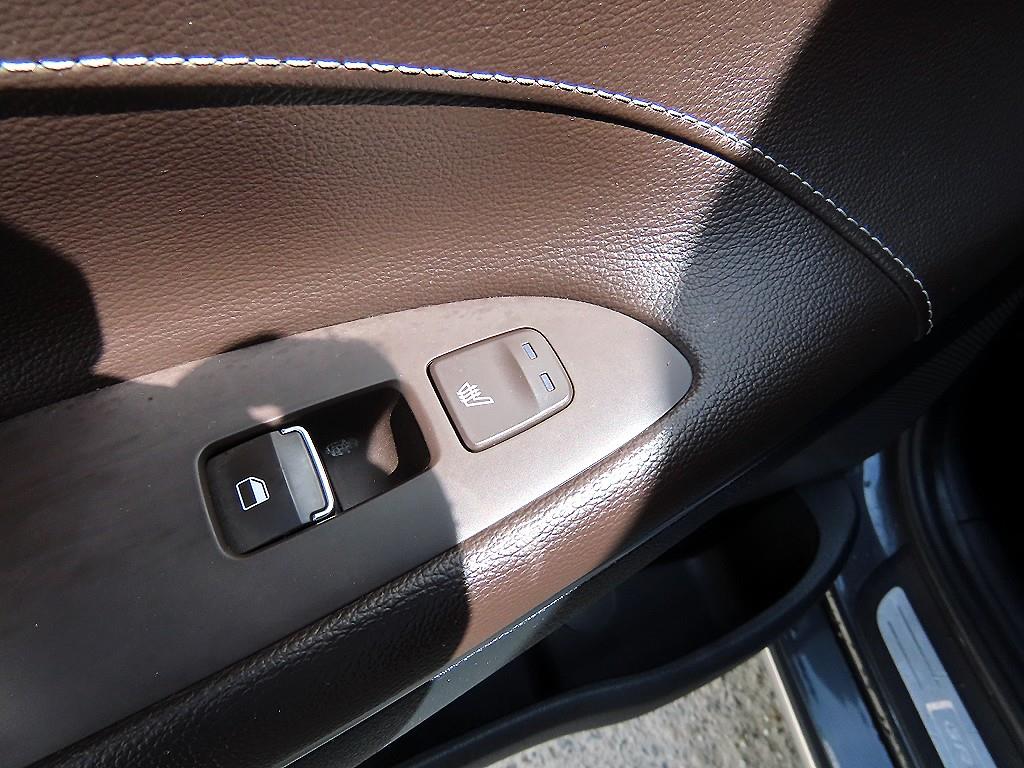 Hyundai Grandeur — photo 17
