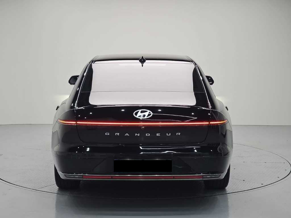 Hyundai Grandeur — photo 03