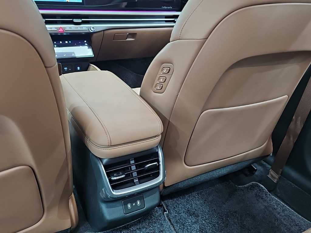 Hyundai Grandeur — photo 14