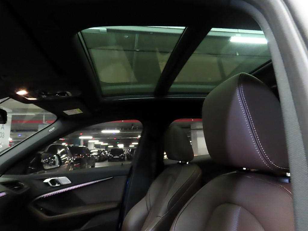 BMW 1-Series — photo 16