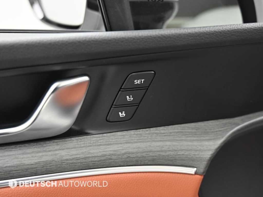 Kia K5 — photo 16