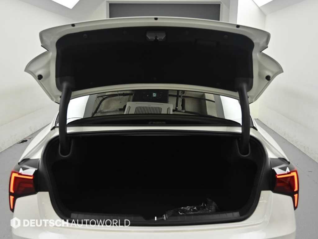 Kia K5 — photo 19