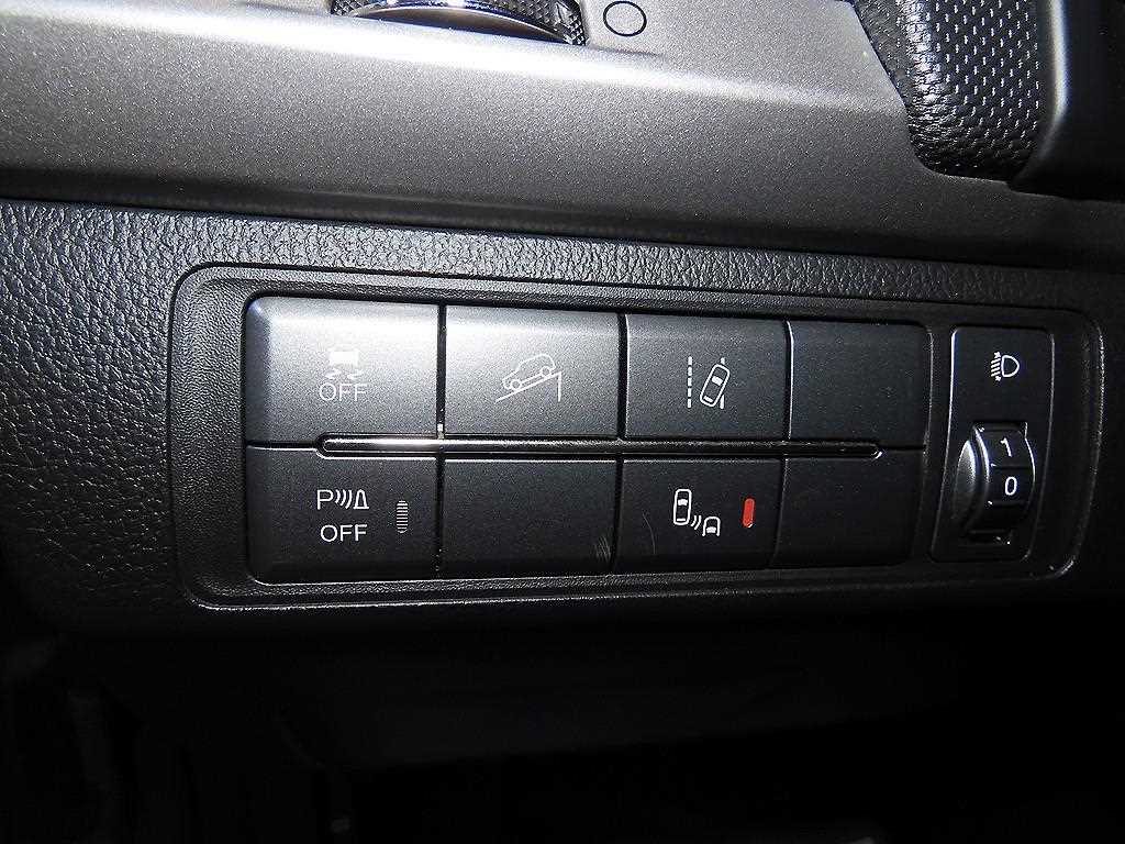 KGM Rexton — photo 14