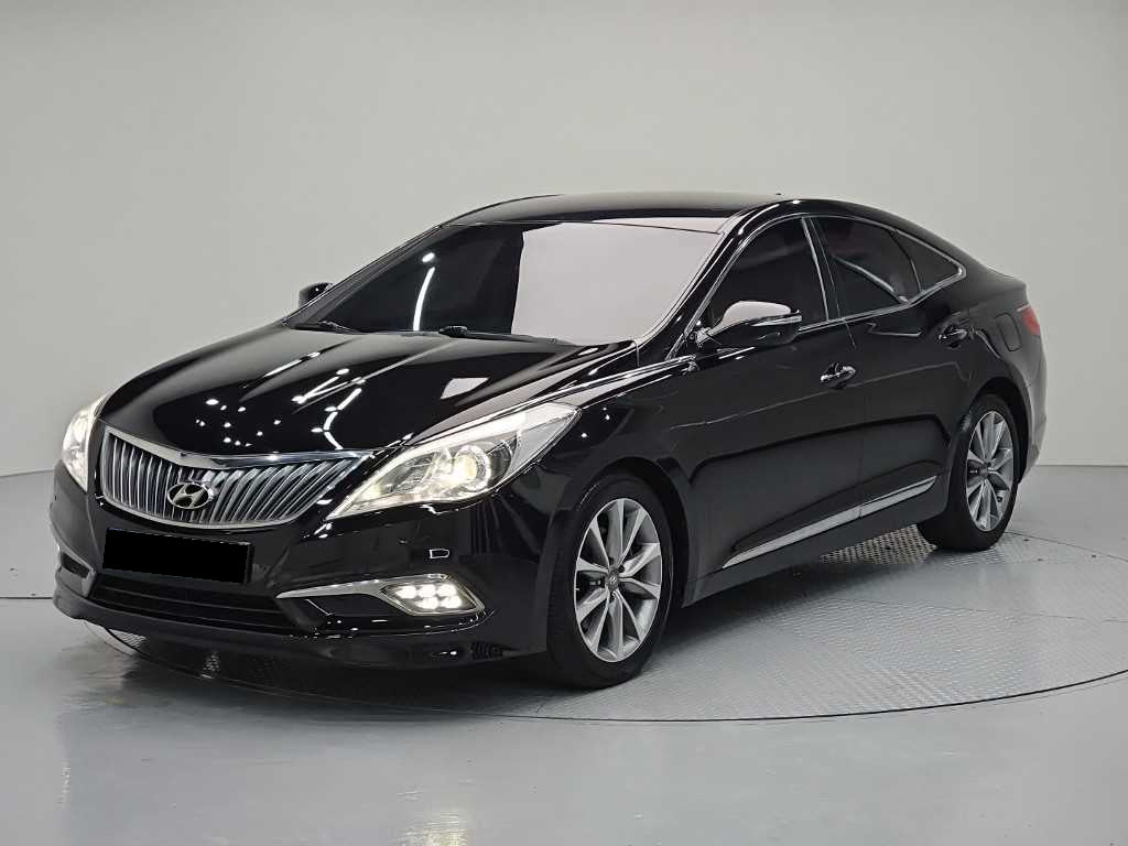 Hyundai Grandeur — photo 01