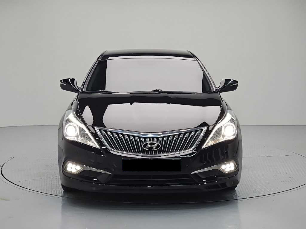 Hyundai Grandeur — photo 02