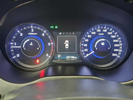 Hyundai Grandeur — photo 06
