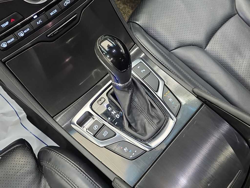 Hyundai Grandeur — photo 08