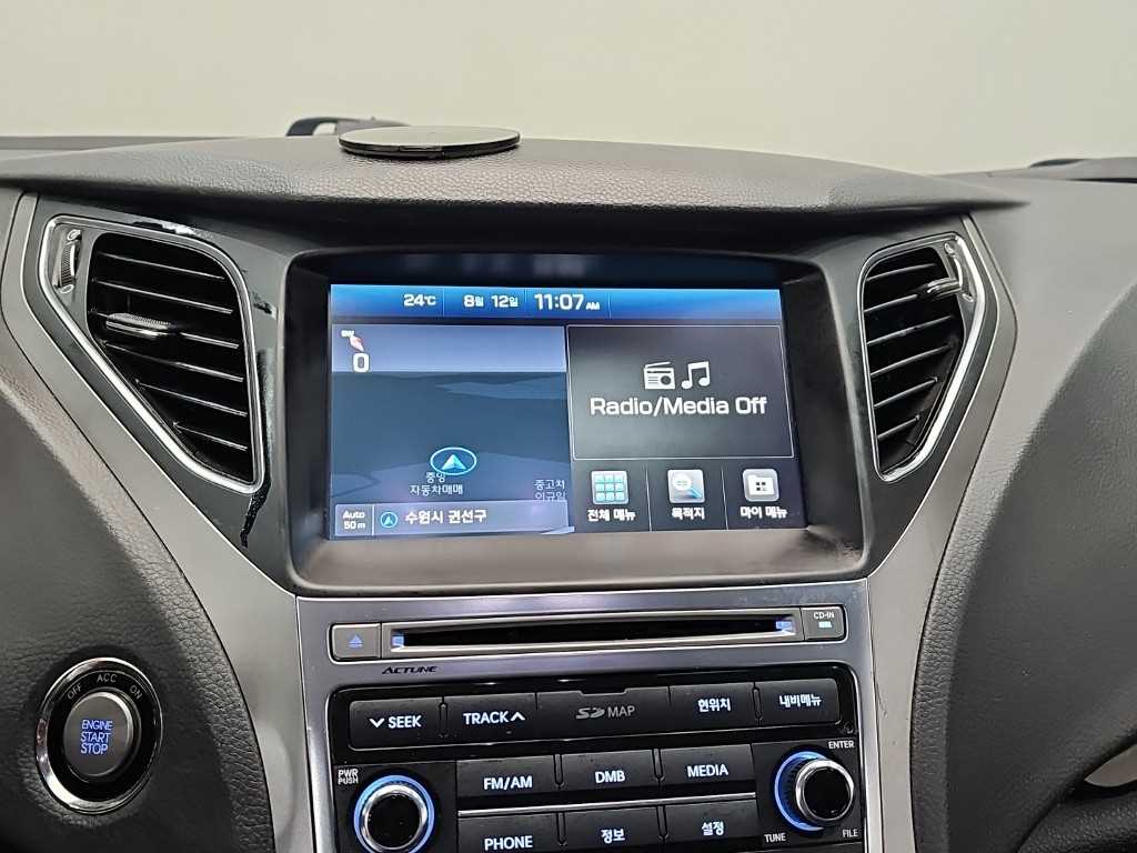 Hyundai Grandeur — photo 14