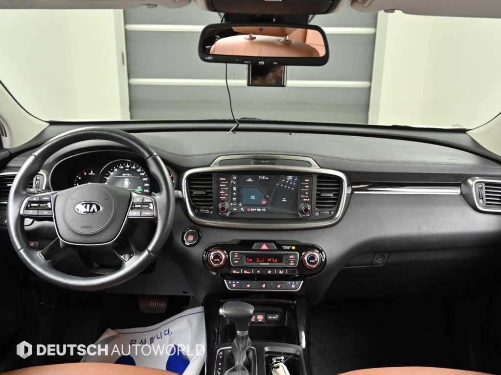 Kia Sorento — photo 07