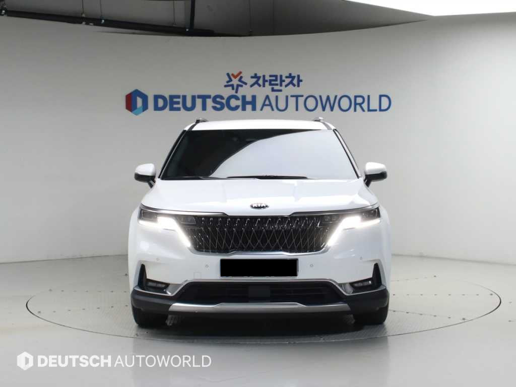 Kia Carnival — photo 03