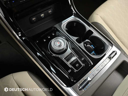 Kia Carnival — photo 09