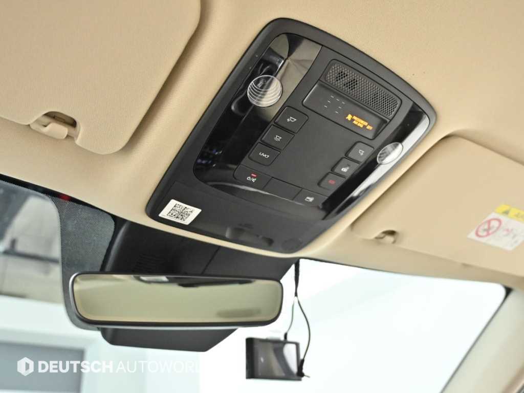 Kia Carnival — photo 18