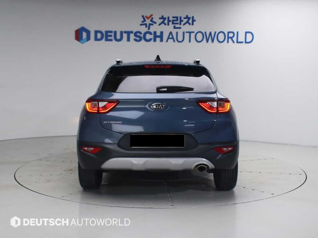 Kia Stonic — photo 04