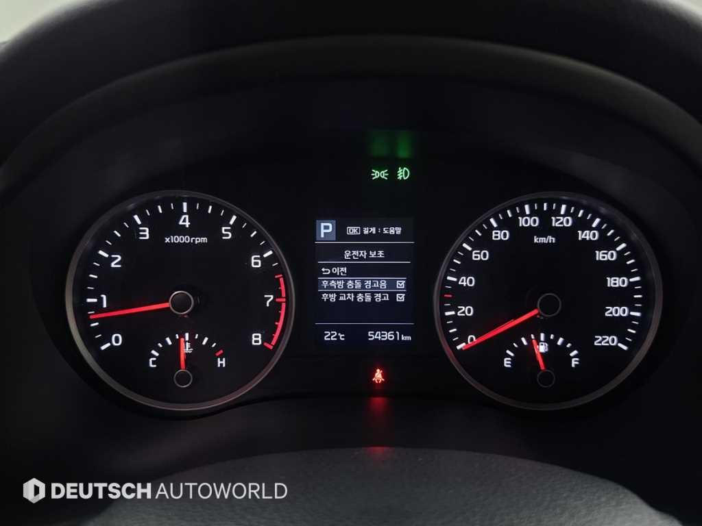 Kia Stonic — photo 08