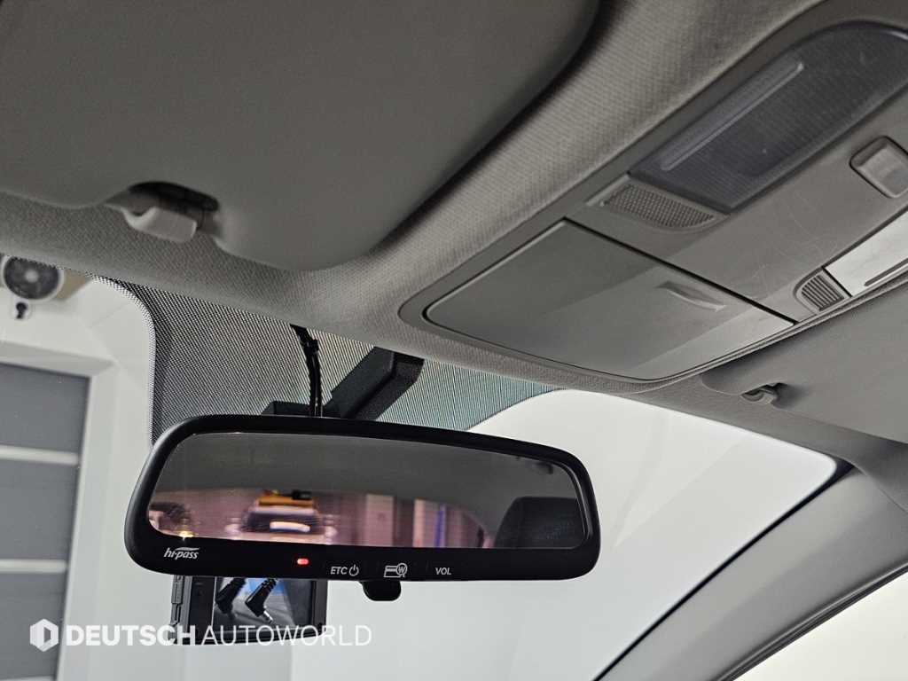 Kia Stonic — photo 18