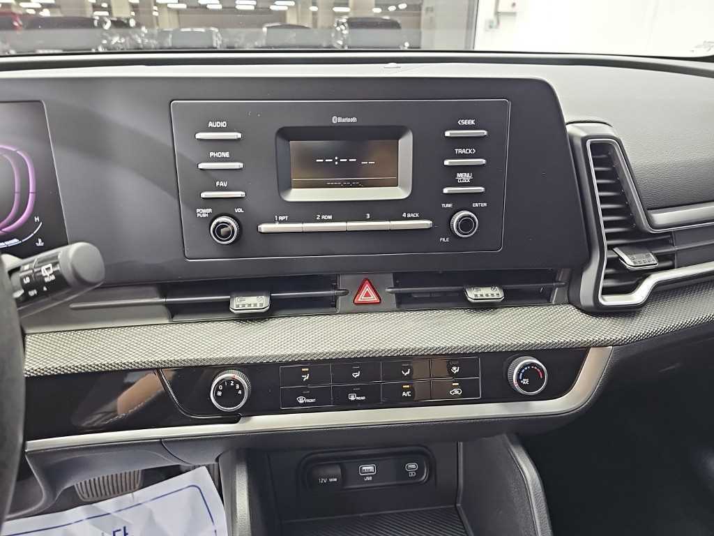 Kia Sportage — photo 11