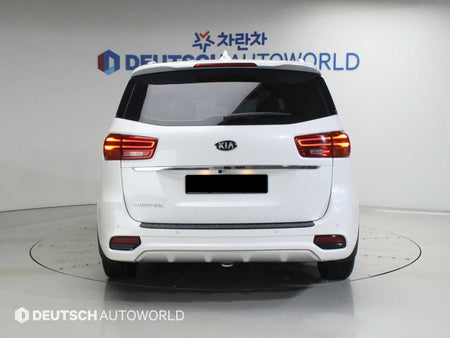 Kia Carnival — photo 04
